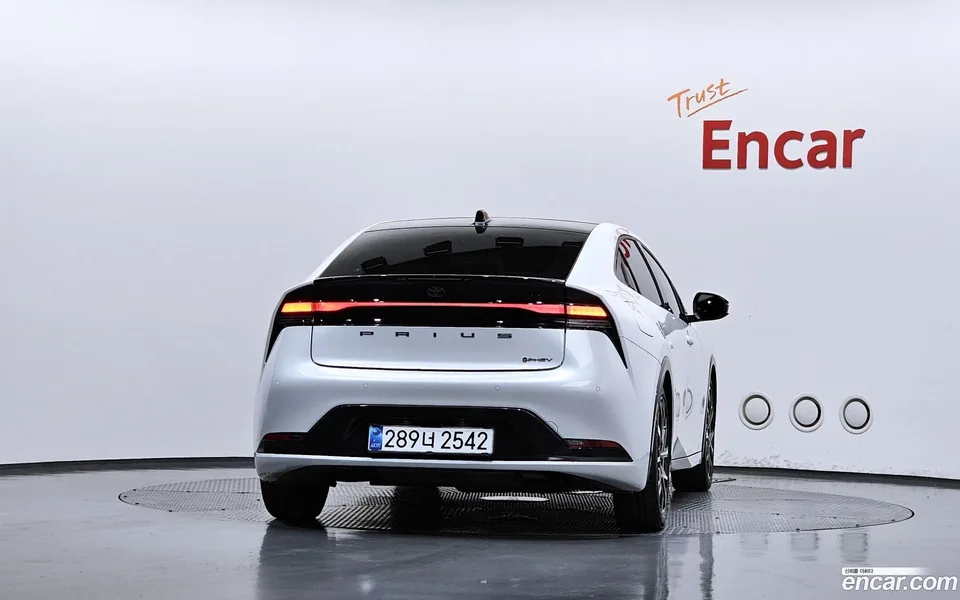 Toyota Prius 2.0 PHEV XSE 2026 — thumbnail 4