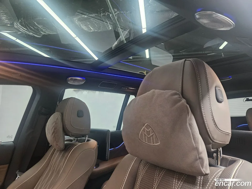 Mercedes-Benz GLS-Class GLS600 4MATIC 2025 — thumbnail 2