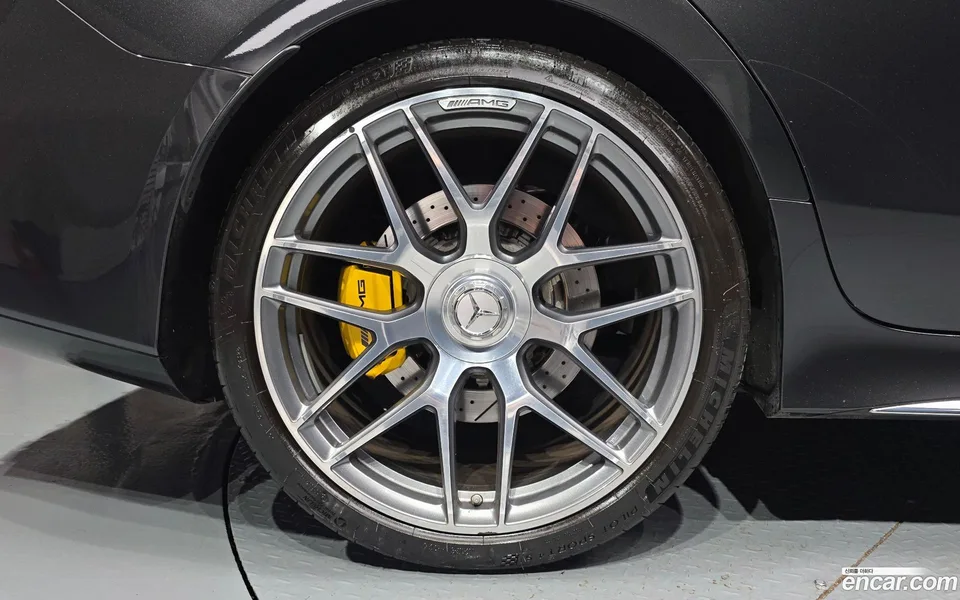 Mercedes-Benz AMG GT 4 43 4MATIC+ 2023 — thumbnail 2