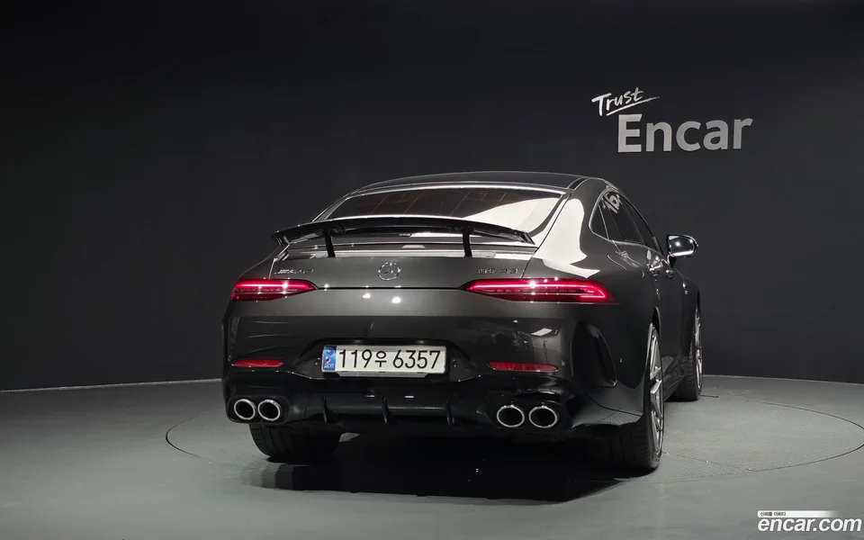 Mercedes-Benz AMG GT 4 43 4MATIC+ 2023 — thumbnail 4