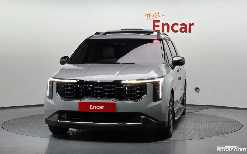 Kia Carnival 9 2025 — thumbnail 3