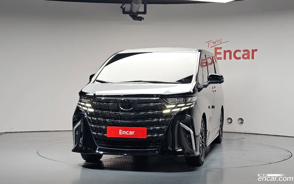 Toyota Alphard 2.5 HEV AWD 2023 — thumbnail 3