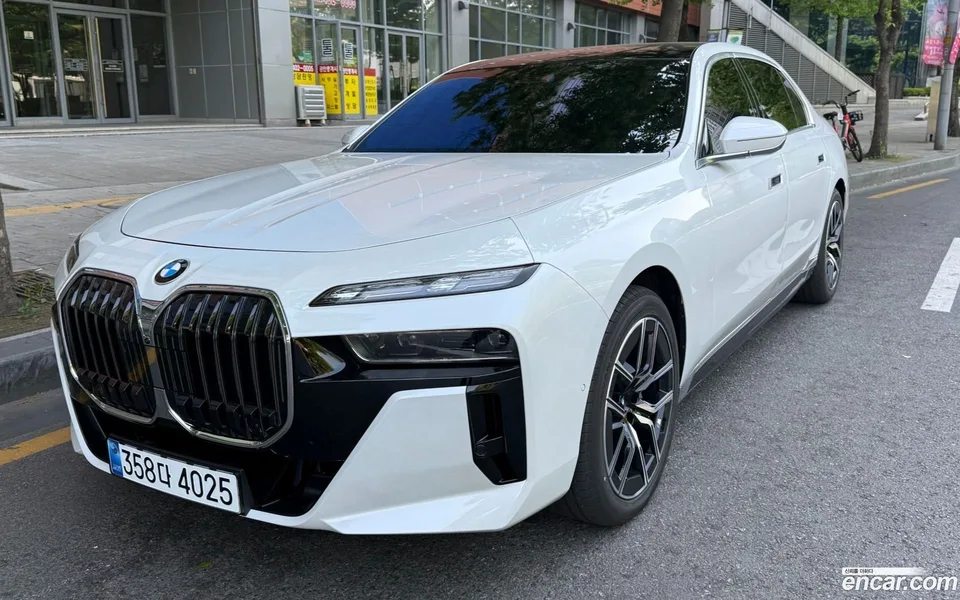 BMW 7 Series 740d xDrive M 2026 — thumbnail 3