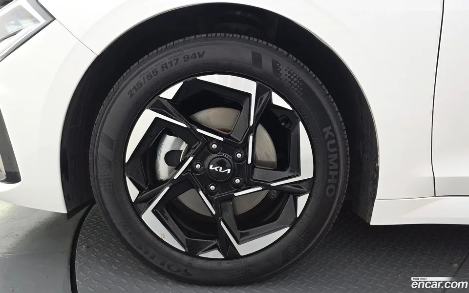 Kia K5 2.0 LPi() 2025 — миниатюра 2