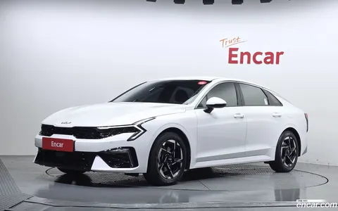 Kia K5 2025 купить в Москве