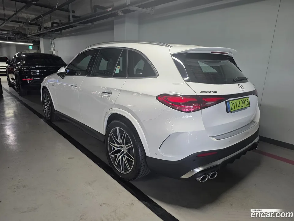 Mercedes-Benz GLC-Class AMG GLC43 4MATIC 2025 — thumbnail 4