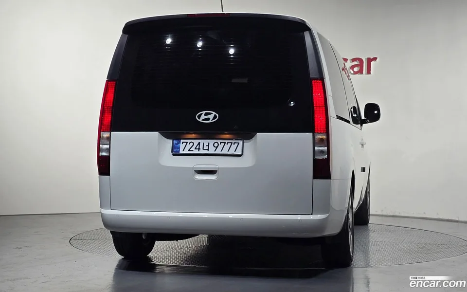Hyundai Staria 11 2025 — thumbnail 4
