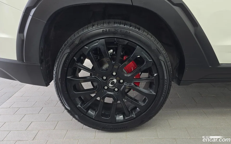 KG Mobility Torres 1.5 2WD 2023 — thumbnail 2