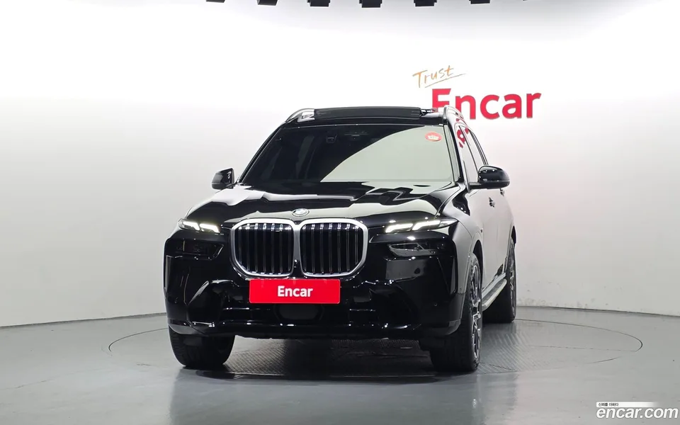 BMW X7 xDrive 40i M 6 2024 — thumbnail 3
