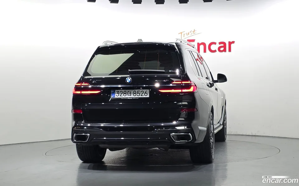 BMW X7 xDrive 40i M 6 2024 — thumbnail 4