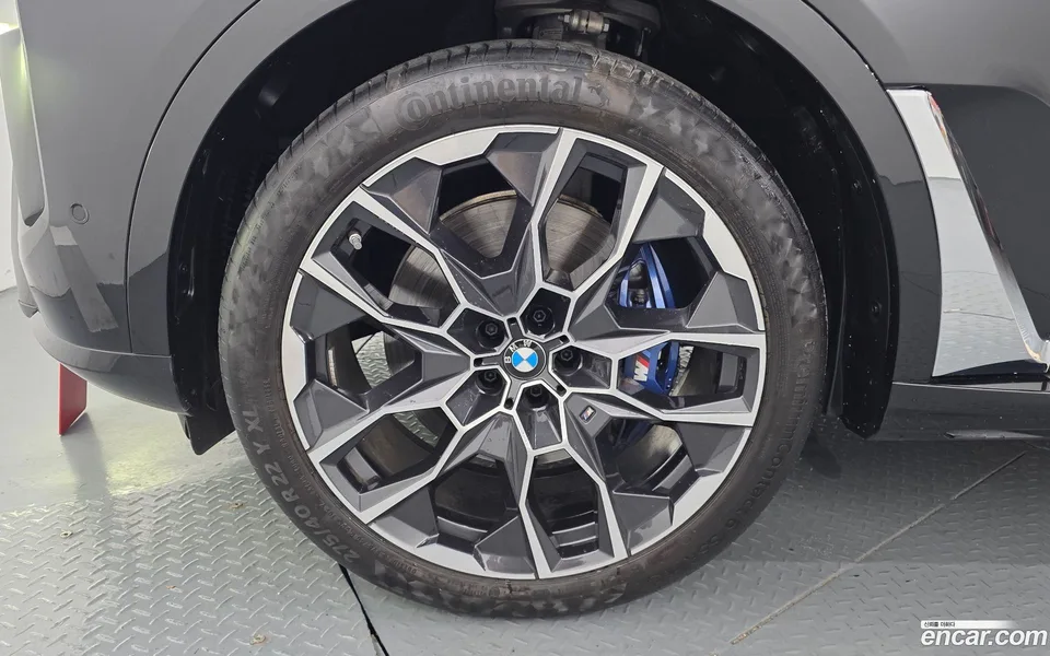 BMW X7 xDrive 40i M 6 2024 — thumbnail 5