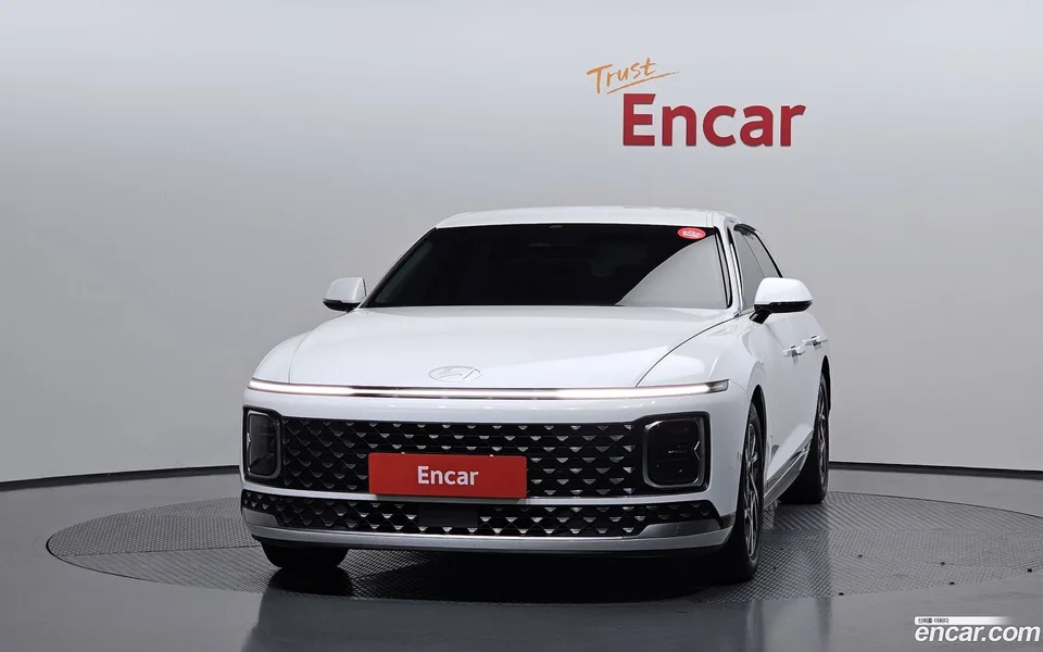 Hyundai Grandeur 3.5 LPG 2WD () 2023 — thumbnail 3