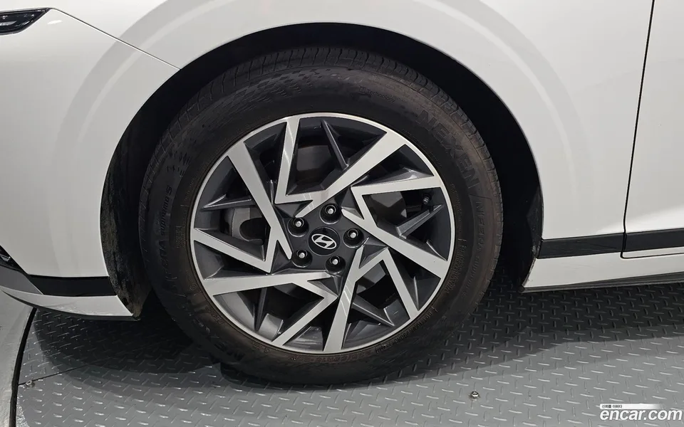 Hyundai Grandeur 3.5 LPG 2WD () 2023 — thumbnail 5