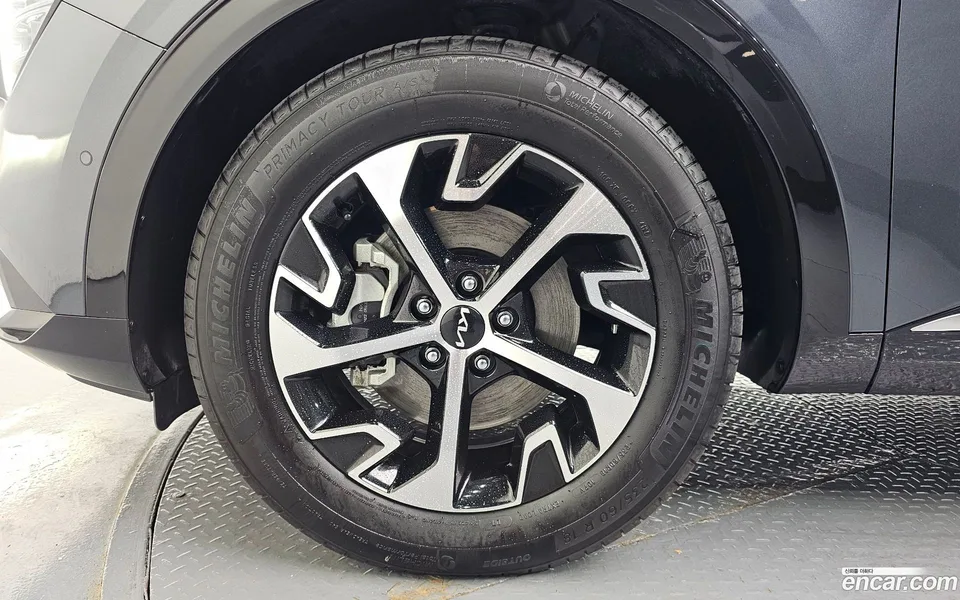 Kia Sportage Hybrid 2WD 2022 — thumbnail 2