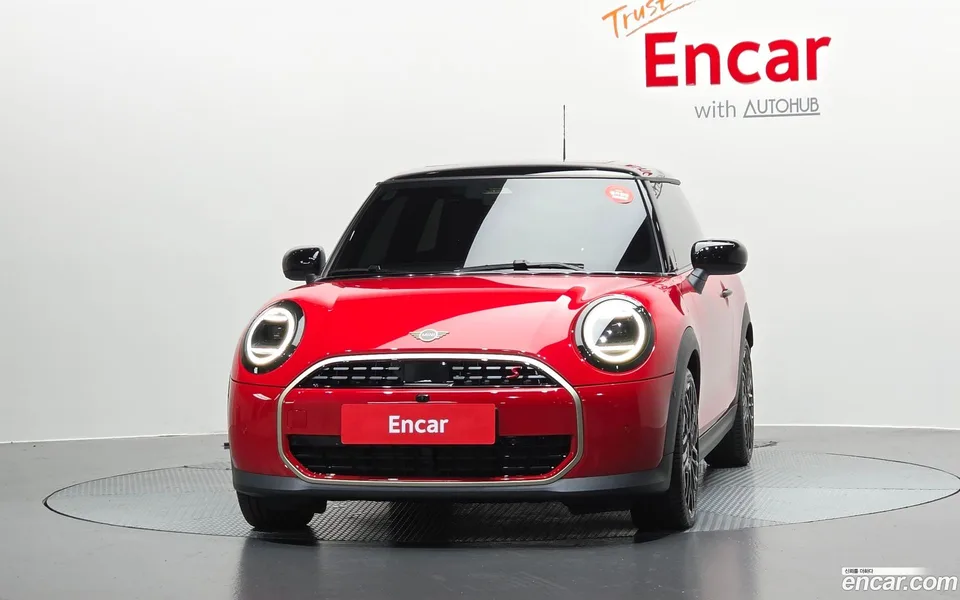 MINI Cooper S 2025 — thumbnail 3