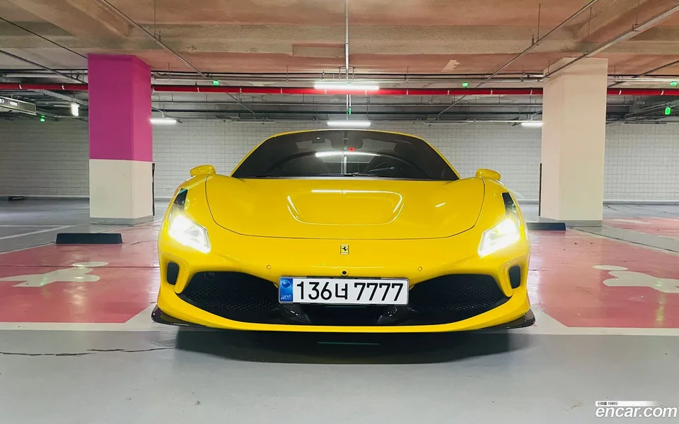 Ferrari F8 Spider 3.9 V8 2022 — thumbnail 3