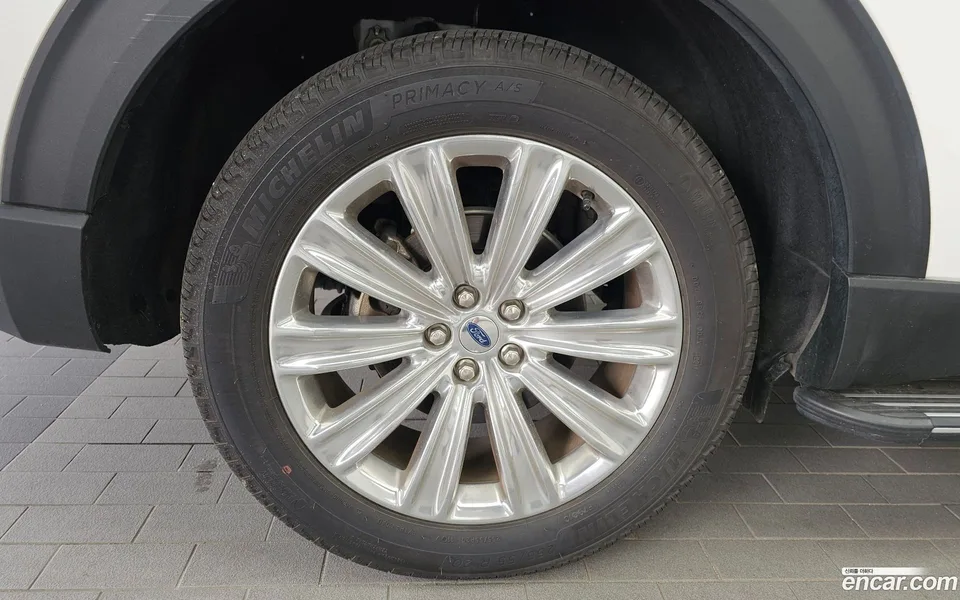 Ford Explorer 2.3 4WD 2022 — миниатюра 2