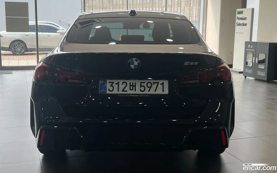 BMW 2 Series Gran Coupe 228 xDrive M 2025 — thumbnail 4