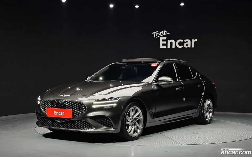Genesis G70 2.0T 2WD 2022 — photo 1, buy with delivery to Moscow