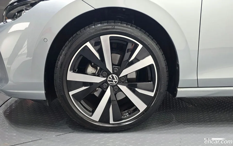 Volkswagen Golf 2.0 TDI 2026 — thumbnail 5