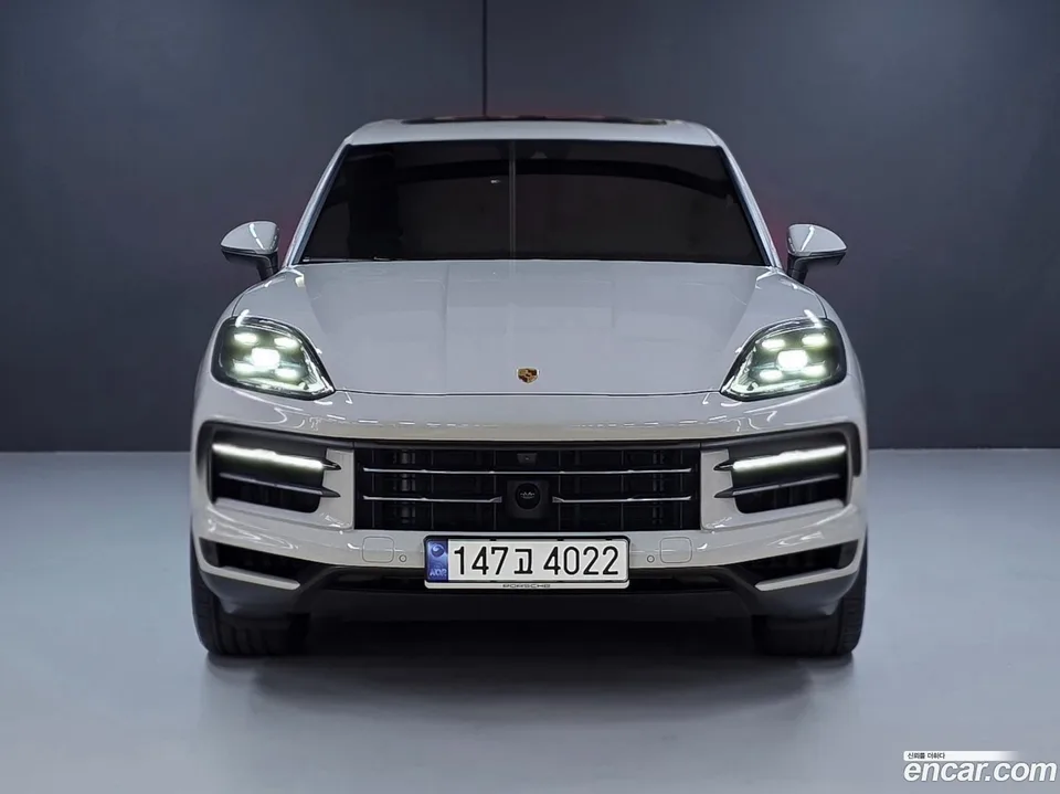 Porsche Cayenne 3.0 2024 — thumbnail 3