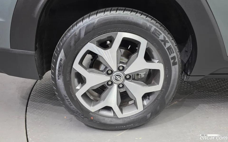 KG Mobility Torres 1.5 2WD 2022 — thumbnail 5