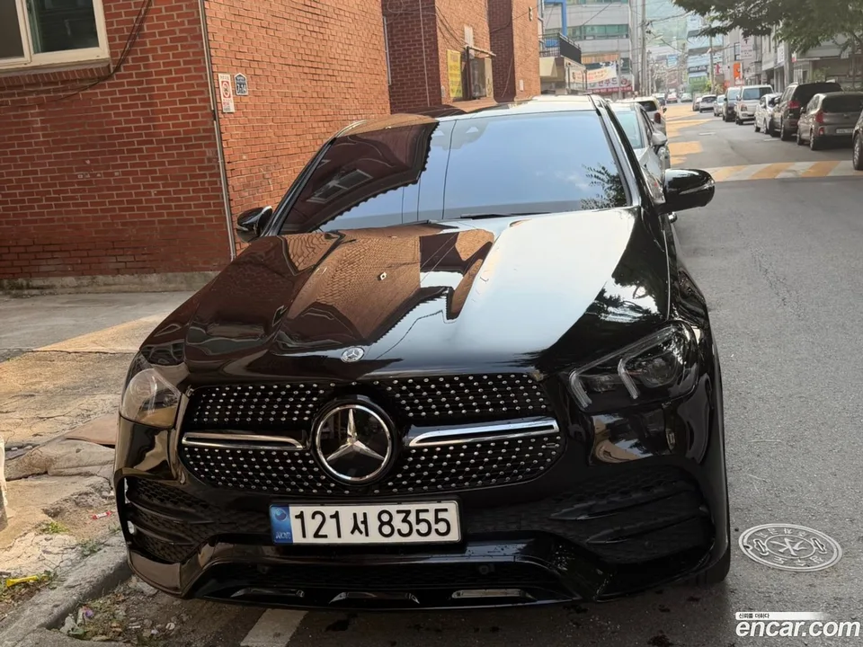 Mercedes-Benz GLE-Class GLE400d 4MATIC 2022 — photo 1, buy with delivery to Moscow
