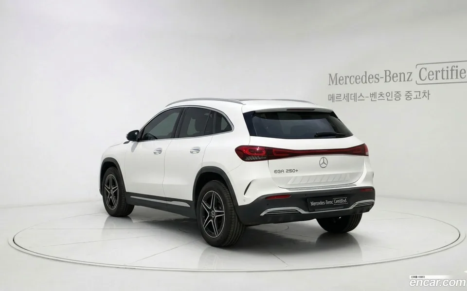 Mercedes-Benz EQA EQA250 AMG 2025 — thumbnail 3