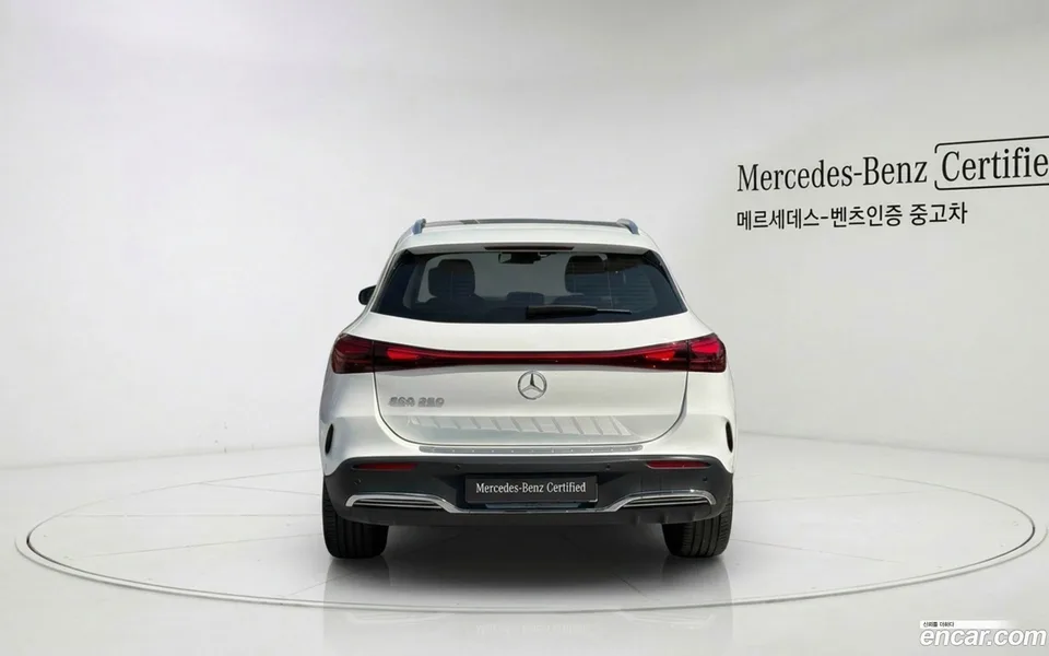 Mercedes-Benz EQA EQA250 AMG 2025 — thumbnail 4