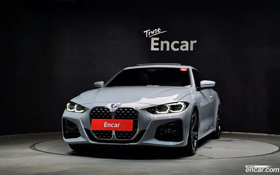BMW 4 Series 420i M 2022 — thumbnail 3