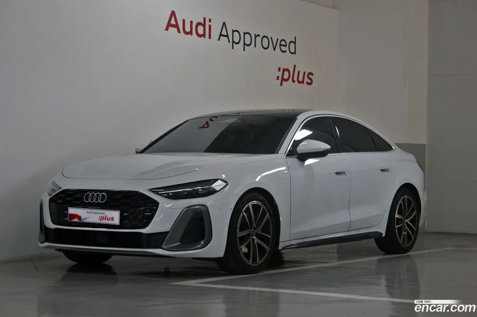 Audi A5 40 TFSI S Line 2025 — фото 1, купить с доставкой в Москву