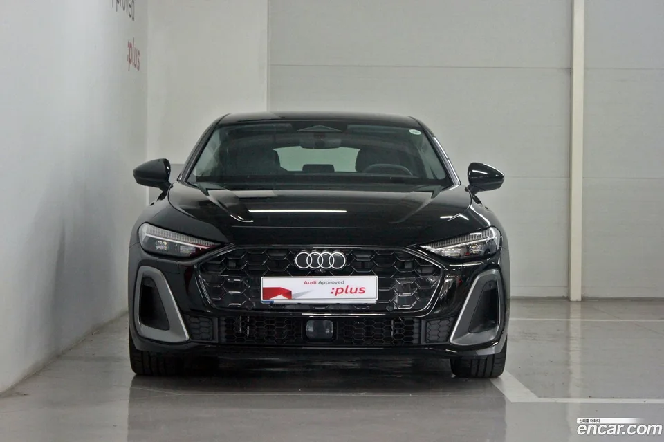 Audi A5 40 TFSI S Line 2025 — thumbnail 3