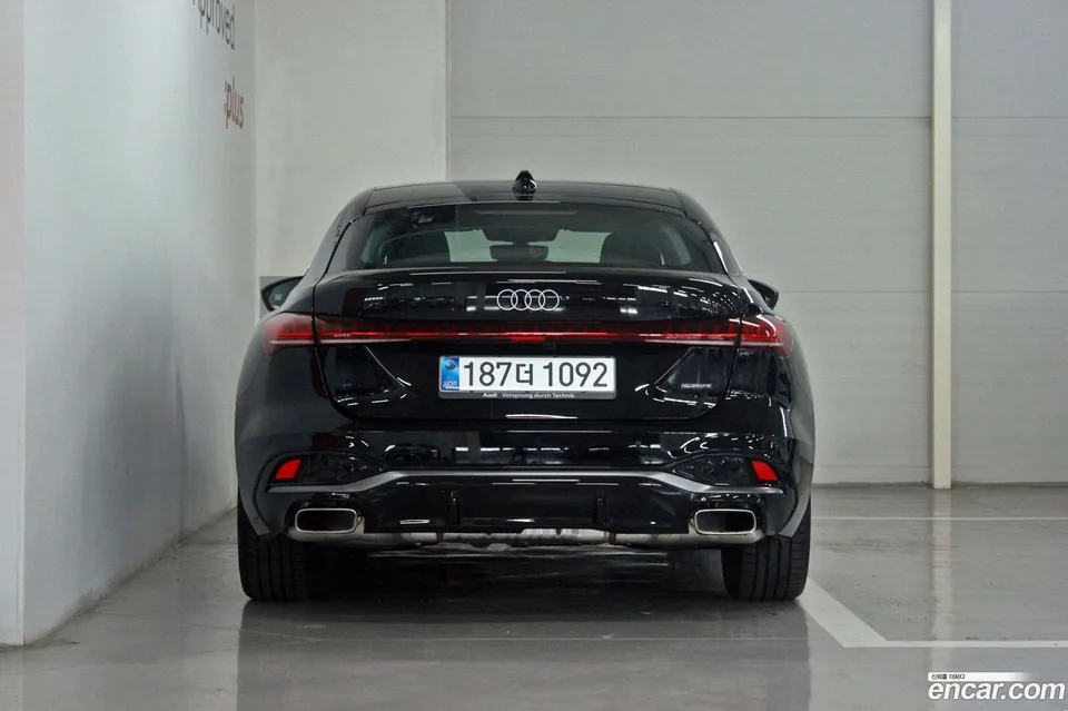 Audi A5 40 TFSI S Line 2025 — thumbnail 4