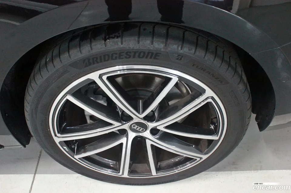 Audi A5 40 TFSI S Line 2025 — thumbnail 5