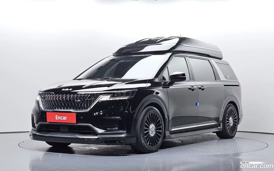 Kia Carnival 9 () 2022 — photo 1, buy with delivery to Moscow