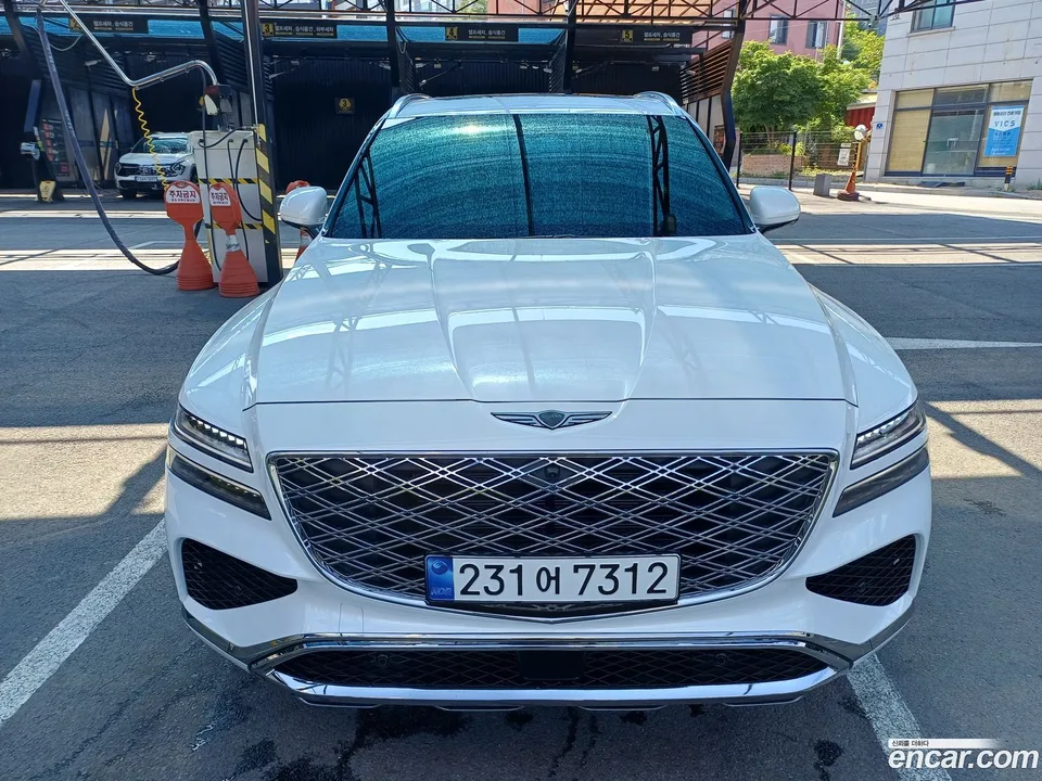 Genesis GV80 2.5T AWD 2024 — photo 1, buy with delivery to Moscow