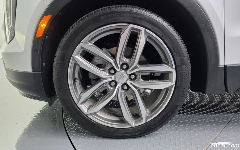 Cadillac XT4 2.0 AWD 2022 — thumbnail 2