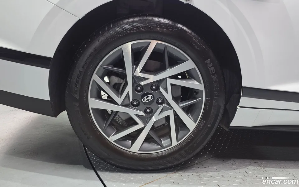 Hyundai Grandeur 3.5 LPG 2WD () 2023 — thumbnail 5