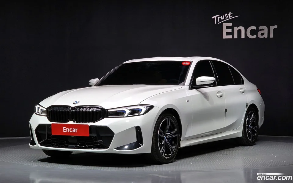 BMW 3 Series 320i M 2024 — photo 1, buy with delivery to Moscow