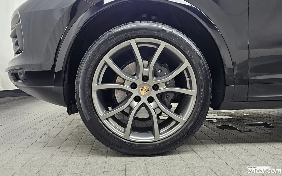 Porsche Cayenne 3.0 2023 — thumbnail 5