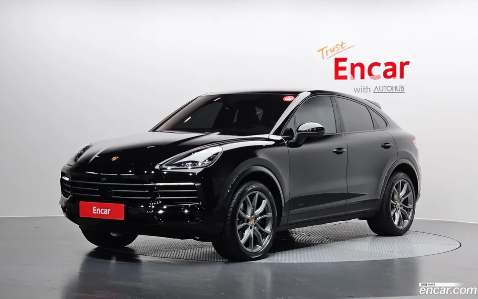 Porsche Cayenne 3.0 2023 — photo 1, buy with delivery to Moscow
