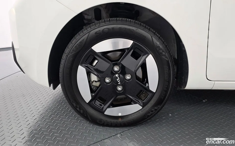 Kia Ray EV 2024 — thumbnail 2
