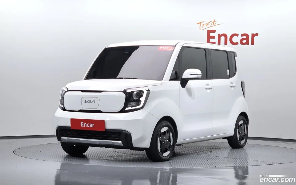 Kia Ray EV 2024 — photo 1, buy with delivery to Moscow