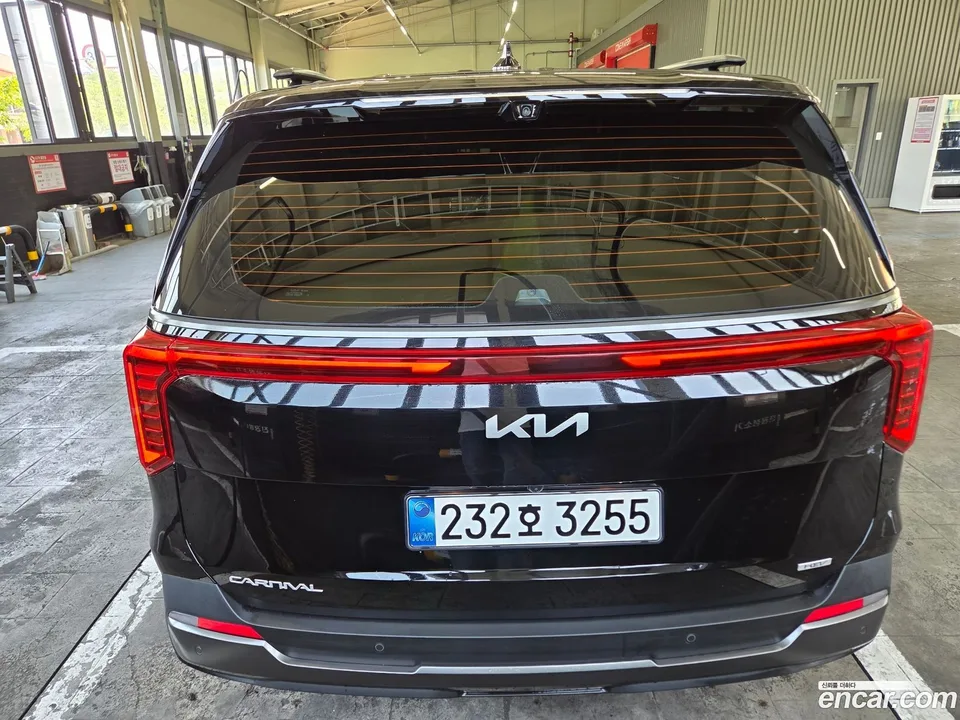 Kia Carnival HEV 9 2025 — thumbnail 3