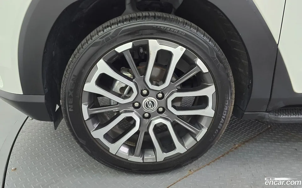 KG Mobility Torres 1.5 4WD 2023 — thumbnail 5
