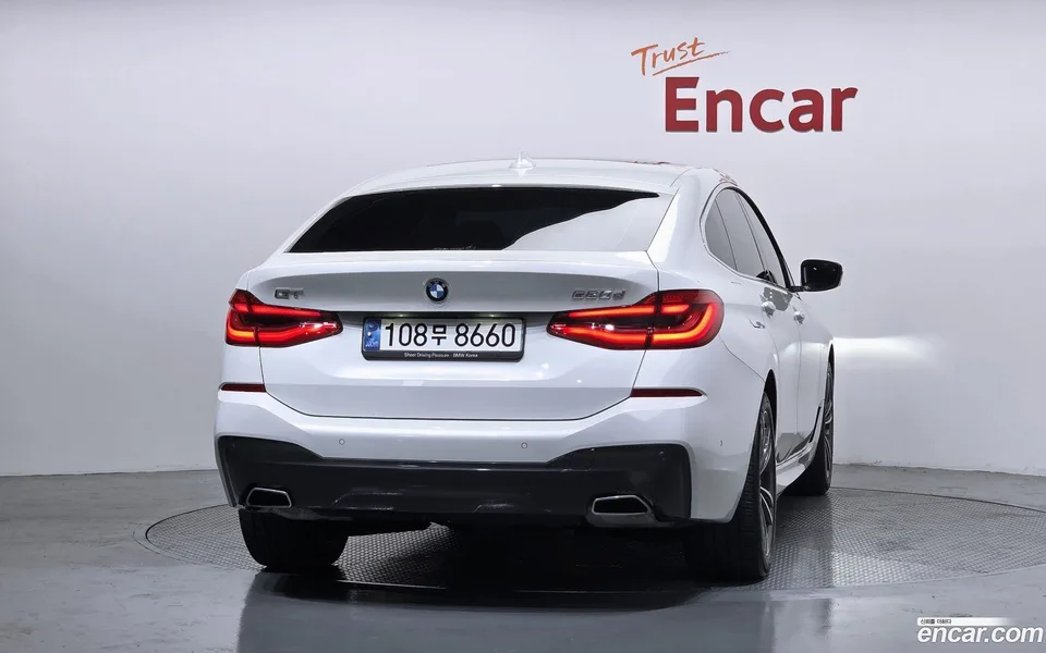 BMW 6 Series GT 620d M 2023 — thumbnail 4