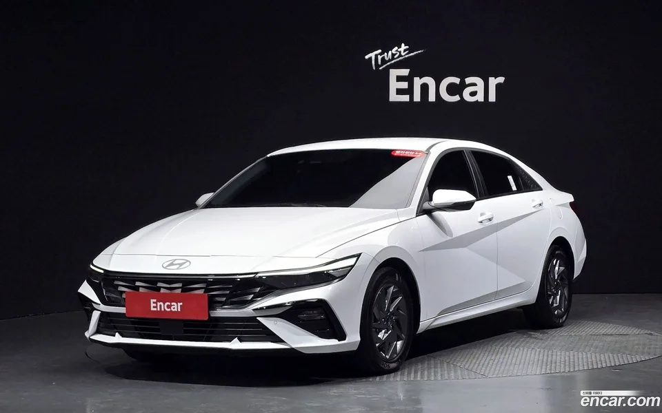 Hyundai Avante CN7 Hybrid 2025 — photo 1, buy with delivery to Moscow
