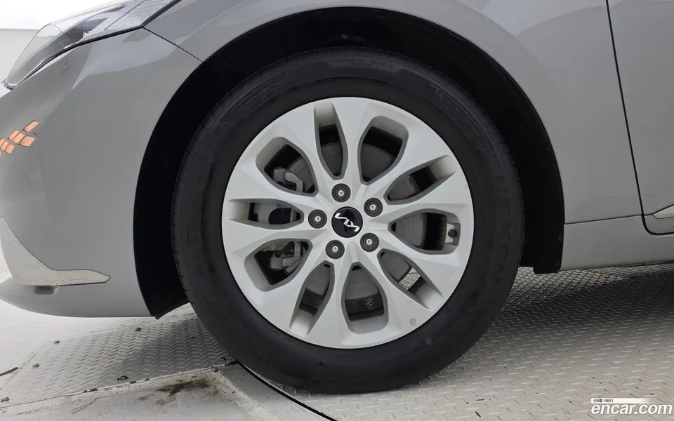 Kia K8 2.5 2WD 2022 — thumbnail 2