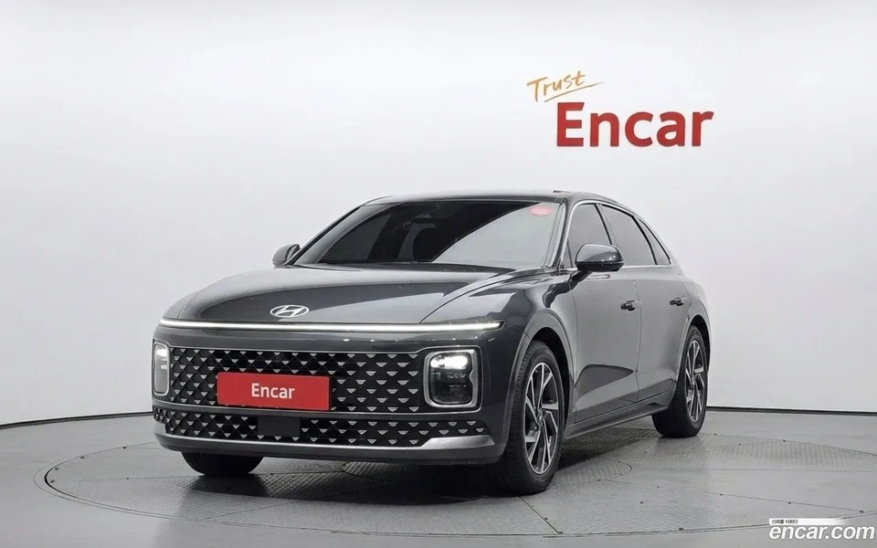 Hyundai Grandeur 2.5 2WD 2023 — thumbnail 3