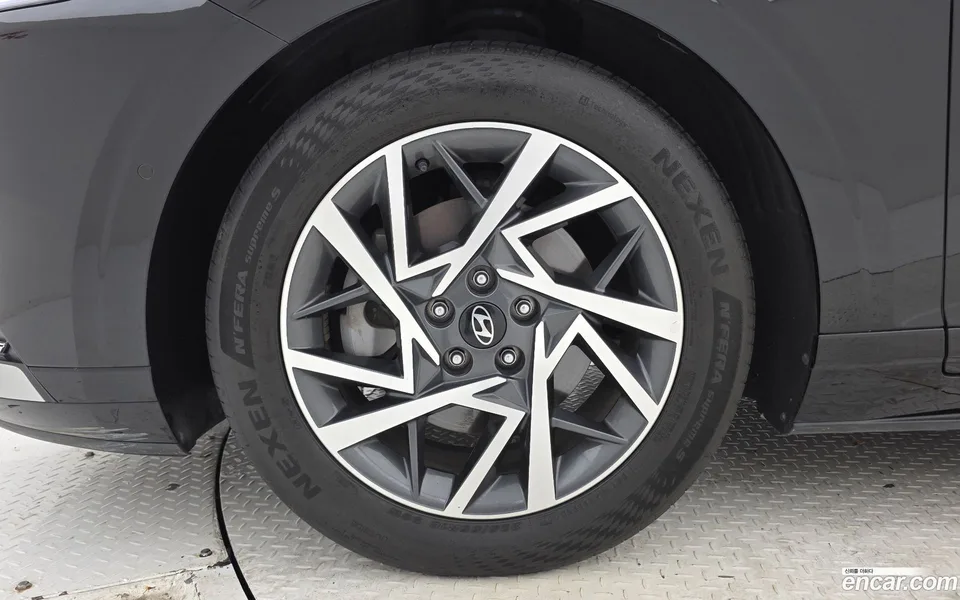 Hyundai Grandeur 2.5 2WD 2023 — thumbnail 5